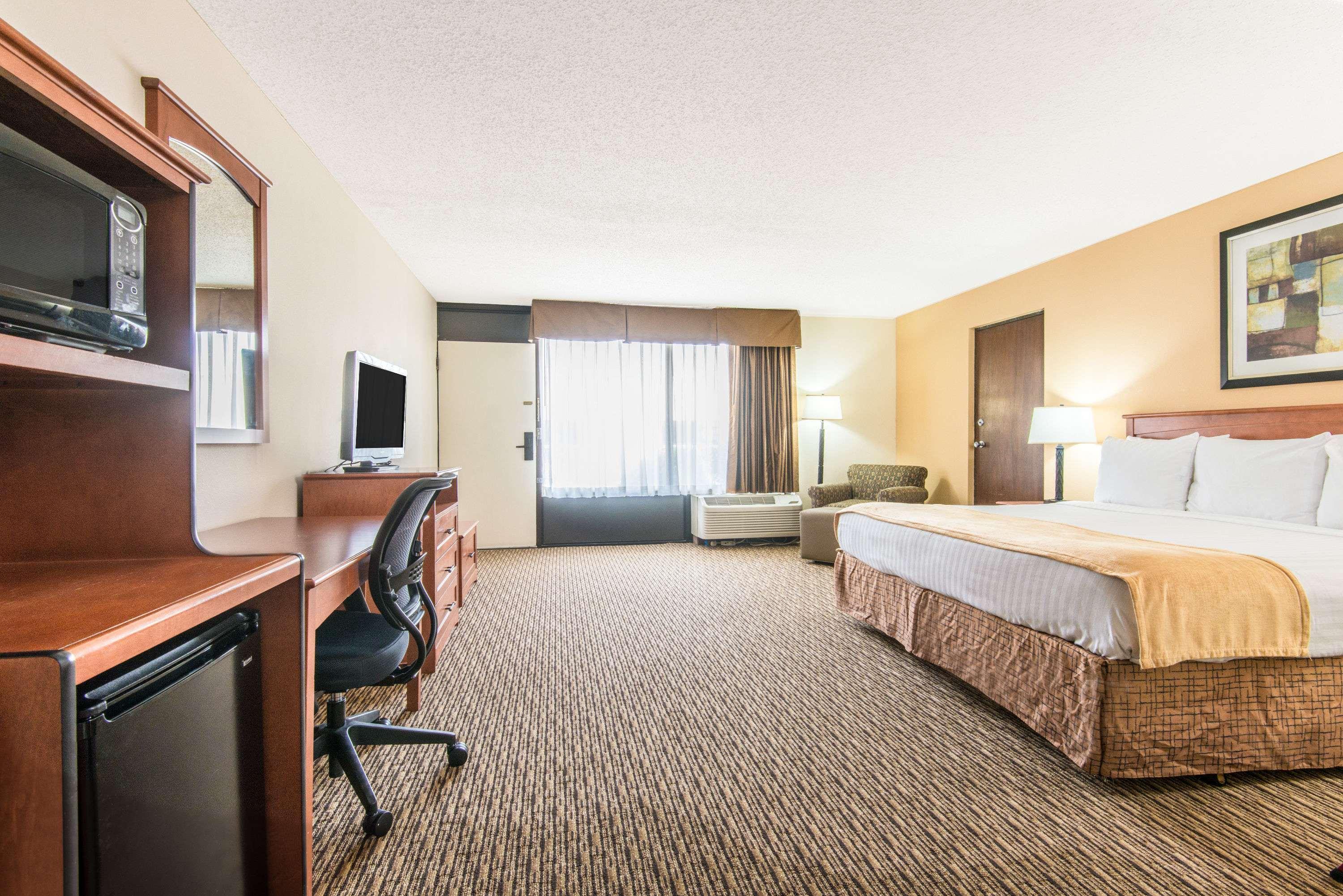 Days Inn By Wyndham Altus Εξωτερικό φωτογραφία